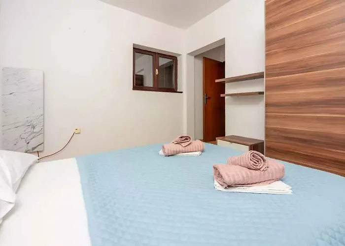 Apartament In 54576 Crikvenica