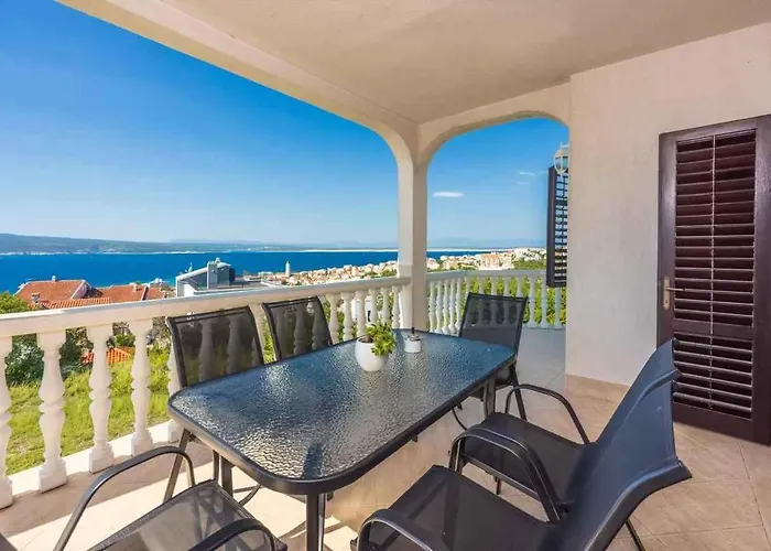 Apartament In 54576
