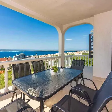 Apartman In 54576