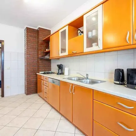 Apartman In 54576