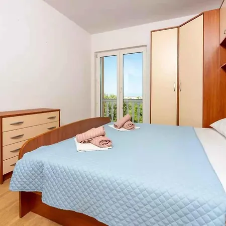 In 54576 Daire Crikvenica